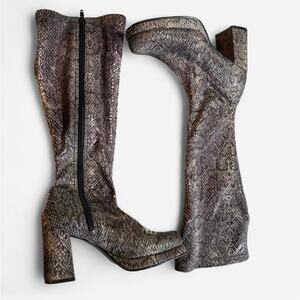 90s MUDD snake print platform boots